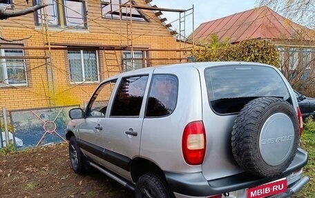 Chevrolet Niva I рестайлинг, 2005 год, 415 000 рублей, 3 фотография