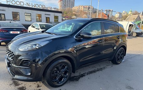 KIA Sportage IV рестайлинг, 2021 год, 2 650 000 рублей, 2 фотография