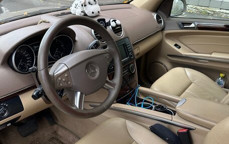 Mercedes-Benz GL-Класс, 2008 год, 1 800 000 рублей, 9 фотография