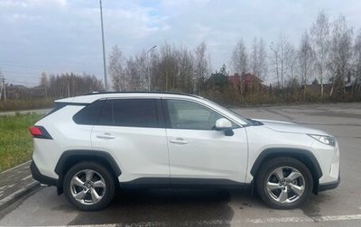 Toyota RAV4, 2021 год, 3 000 000 рублей, 1 фотография