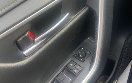 Toyota RAV4, 2021 год, 3 000 000 рублей, 22 фотография