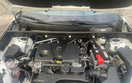 Toyota RAV4, 2021 год, 3 000 000 рублей, 24 фотография