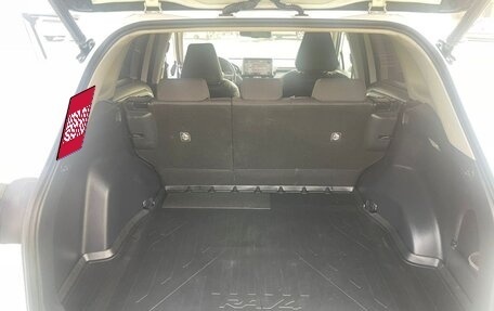 Toyota RAV4, 2021 год, 3 000 000 рублей, 13 фотография