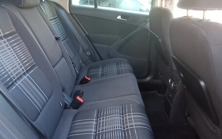 Volkswagen Tiguan I, 2015 год, 1 530 000 рублей, 15 фотография