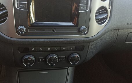 Volkswagen Tiguan I, 2015 год, 1 530 000 рублей, 20 фотография