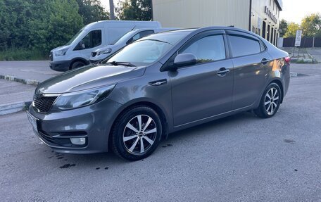 KIA Rio III рестайлинг, 2016 год, 960 000 рублей, 4 фотография