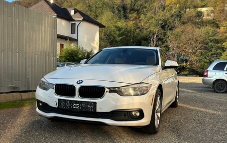 BMW 3 серия, 2017 год, 1 350 000 рублей, 2 фотография