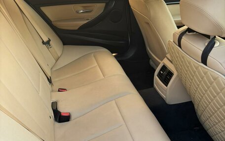 BMW 3 серия, 2017 год, 1 350 000 рублей, 12 фотография