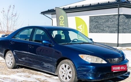 Toyota Camry V40, 2004 год, 1 800 000 рублей, 2 фотография