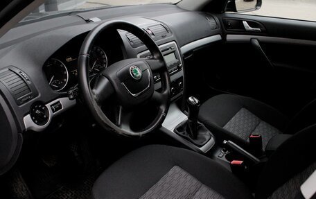 Skoda Octavia, 2012 год, 945 000 рублей, 9 фотография