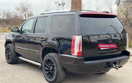 Cadillac Escalade III, 2007 год, 1 250 000 рублей, 7 фотография