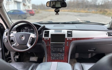 Cadillac Escalade III, 2007 год, 1 250 000 рублей, 17 фотография