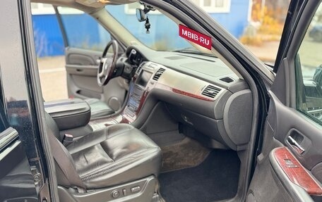 Cadillac Escalade III, 2007 год, 1 250 000 рублей, 16 фотография