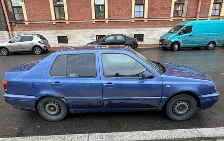 Volkswagen Vento, 1997 год, 115 000 рублей, 6 фотография