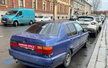 Volkswagen Vento, 1997 год, 115 000 рублей, 9 фотография