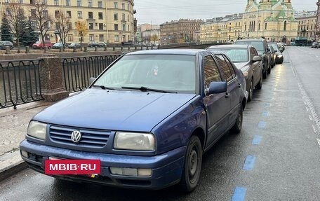 Volkswagen Vento, 1997 год, 115 000 рублей, 2 фотография