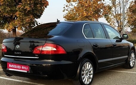Skoda Superb III рестайлинг, 2010 год, 1 050 000 рублей, 4 фотография