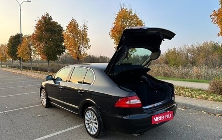 Skoda Superb III рестайлинг, 2010 год, 1 050 000 рублей, 17 фотография
