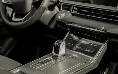 Chery Tiggo 4 I рестайлинг, 2025 год, 2 350 000 рублей, 18 фотография