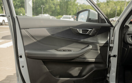 Chery Tiggo 4 I рестайлинг, 2025 год, 2 350 000 рублей, 21 фотография