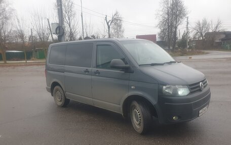Volkswagen Caravelle T5, 2014 год, 1 850 000 рублей, 3 фотография