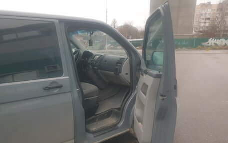 Volkswagen Caravelle T5, 2014 год, 1 850 000 рублей, 13 фотография