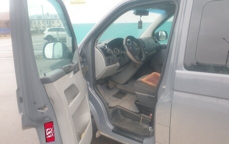 Volkswagen Caravelle T5, 2014 год, 1 850 000 рублей, 9 фотография