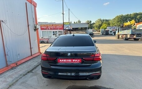 BMW 7 серия, 2017 год, 2 850 000 рублей, 3 фотография