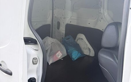 Peugeot Partner II рестайлинг 2, 2012 год, 550 000 рублей, 9 фотография