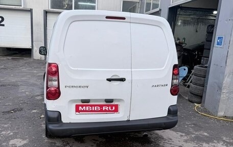 Peugeot Partner II рестайлинг 2, 2012 год, 550 000 рублей, 3 фотография