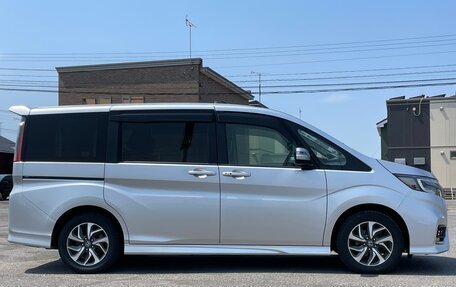 Honda Stepwgn IV, 2021 год, 2 049 000 рублей, 4 фотография