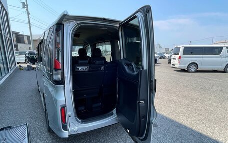 Honda Stepwgn IV, 2021 год, 2 049 000 рублей, 9 фотография