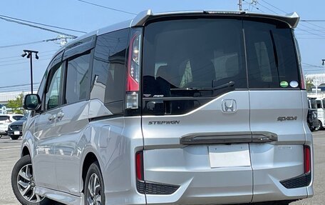 Honda Stepwgn IV, 2021 год, 2 049 000 рублей, 8 фотография