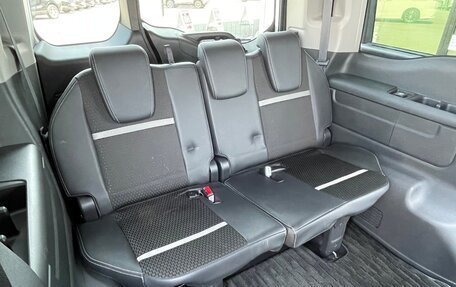 Honda Stepwgn IV, 2021 год, 2 049 000 рублей, 12 фотография