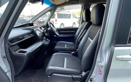 Honda Stepwgn IV, 2021 год, 2 049 000 рублей, 16 фотография