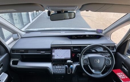 Honda Stepwgn IV, 2021 год, 2 049 000 рублей, 18 фотография