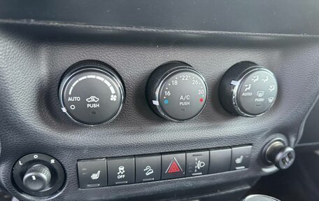 Jeep Wrangler, 2013 год, 4 300 000 рублей, 16 фотография