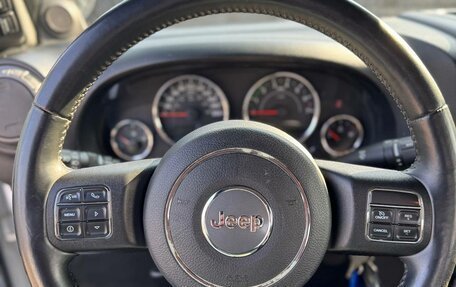 Jeep Wrangler, 2013 год, 4 300 000 рублей, 19 фотография