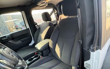 Jeep Wrangler, 2013 год, 4 300 000 рублей, 22 фотография