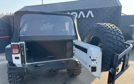 Jeep Wrangler, 2013 год, 4 300 000 рублей, 29 фотография