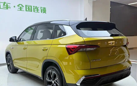 Skoda Kamiq I, 2022 год, 1 900 001 рублей, 6 фотография