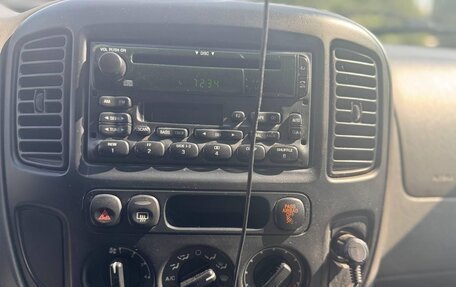 Ford Escape II, 2004 год, 590 000 рублей, 14 фотография