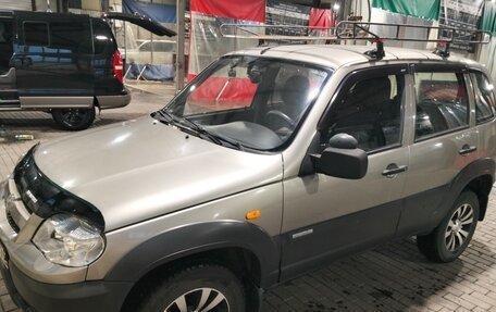 Chevrolet Niva I рестайлинг, 2010 год, 520 000 рублей, 6 фотография