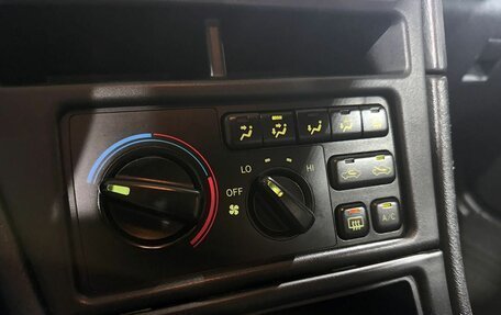 Toyota Celica VII рестайлинг, 1998 год, 2 099 000 рублей, 14 фотография