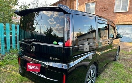 Honda Stepwgn IV, 2020 год, 2 500 000 рублей, 2 фотография