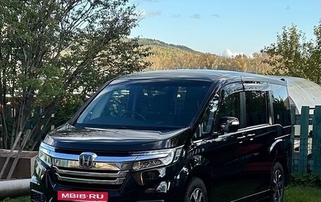 Honda Stepwgn IV, 2020 год, 2 500 000 рублей, 1 фотография