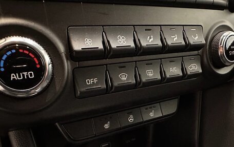 KIA Sportage IV рестайлинг, 2019 год, 2 260 000 рублей, 16 фотография