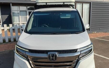 Honda Stepwgn IV, 2020 год, 2 550 000 рублей, 3 фотография