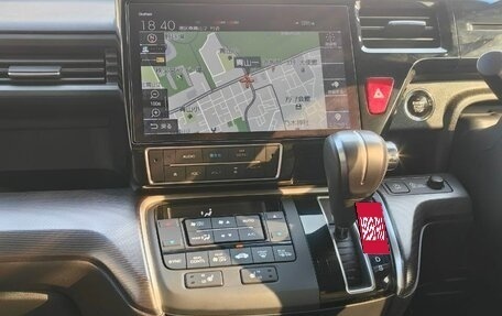 Honda Stepwgn IV, 2020 год, 2 550 000 рублей, 13 фотография