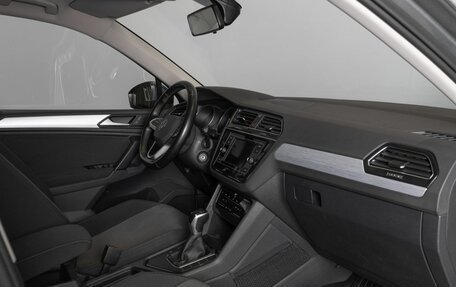 Volkswagen Tiguan II, 2020 год, 2 842 300 рублей, 4 фотография